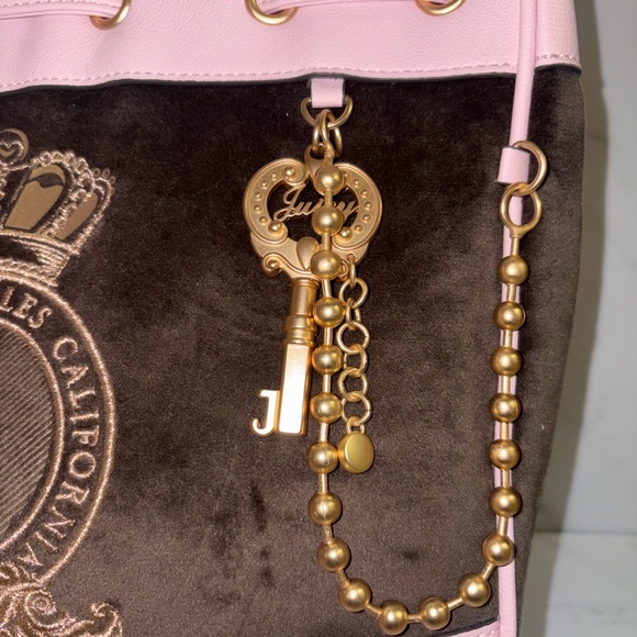 NWT Juicy Couture Classic Juicy Lover Tote - Picture 11 of 12